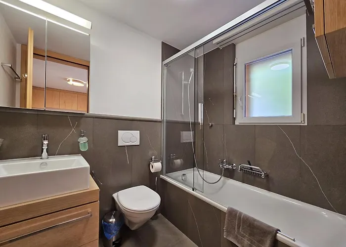 Evelyne Appartement *